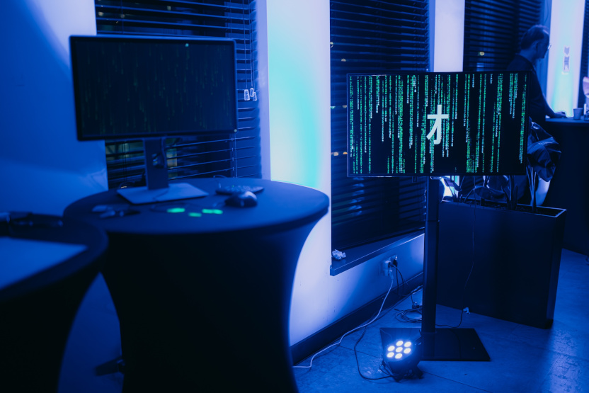 Gra inspirowana filmem Matrix na imprezie firmowej dla Lingaro